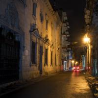 Cuba_Streets_Night_003
